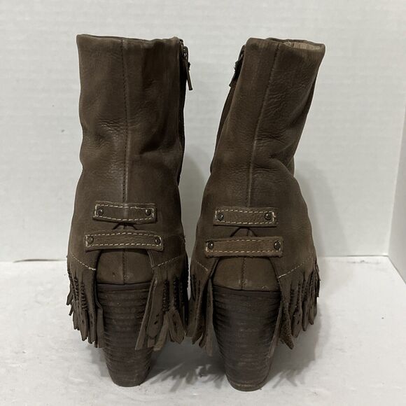 Women's Size 7.5 Naughty Monkey Swing Low Taupe Ankle Bootie with Leather Upper - Picture 6 of 9